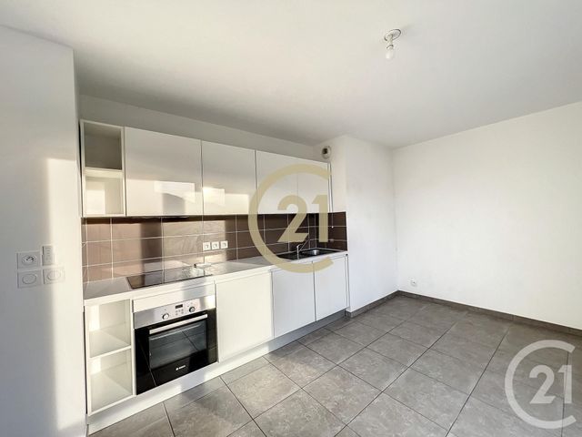 Appartement F4 à louer - 4 pièces - 78.0 m2 - CANNES LA BOCCA - 06 - PROVENCE-ALPES-COTE-D-AZUR - Century 21 Immobilier Conseil