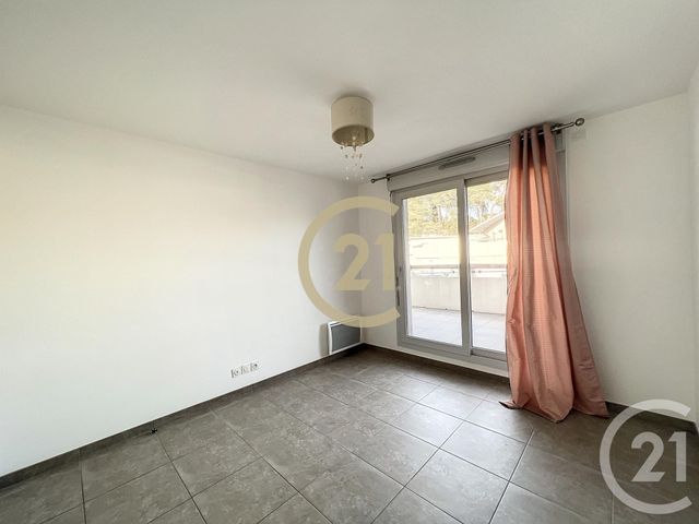 Appartement F4 à louer - 4 pièces - 78.0 m2 - CANNES LA BOCCA - 06 - PROVENCE-ALPES-COTE-D-AZUR - Century 21 Immobilier Conseil