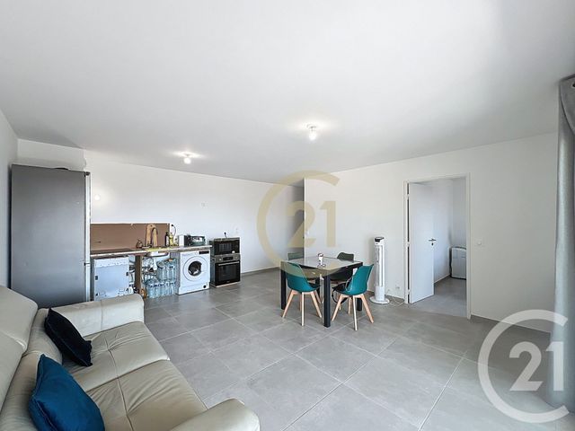 Appartement T2 à louer - 2 pièces - 49.44 m2 - CANNES LA BOCCA - 06 - PROVENCE-ALPES-COTE-D-AZUR - Century 21 Immobilier Conseil