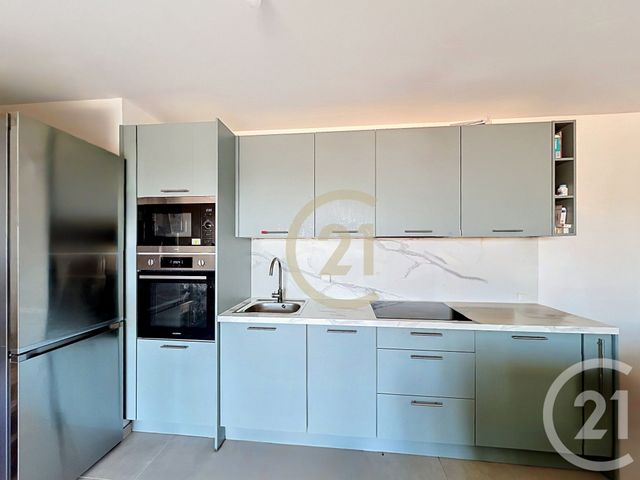 Appartement T2 à louer - 2 pièces - 49.44 m2 - CANNES LA BOCCA - 06 - PROVENCE-ALPES-COTE-D-AZUR - Century 21 Immobilier Conseil
