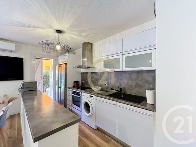 Appartement T3 à louer - 3 pièces - 63.52 m2 - LA ROQUETTE SUR SIAGNE - 06 - PROVENCE-ALPES-COTE-D-AZUR - Century 21 Immobilier Conseil