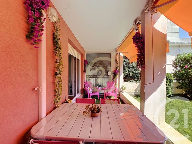 Appartement T3 à louer - 3 pièces - 63.52 m2 - LA ROQUETTE SUR SIAGNE - 06 - PROVENCE-ALPES-COTE-D-AZUR - Century 21 Immobilier Conseil