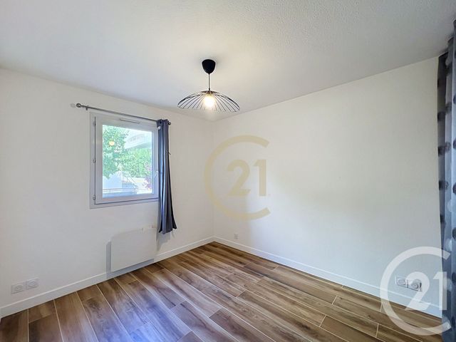 Appartement T3 à louer - 3 pièces - 63.52 m2 - LA ROQUETTE SUR SIAGNE - 06 - PROVENCE-ALPES-COTE-D-AZUR - Century 21 Immobilier Conseil