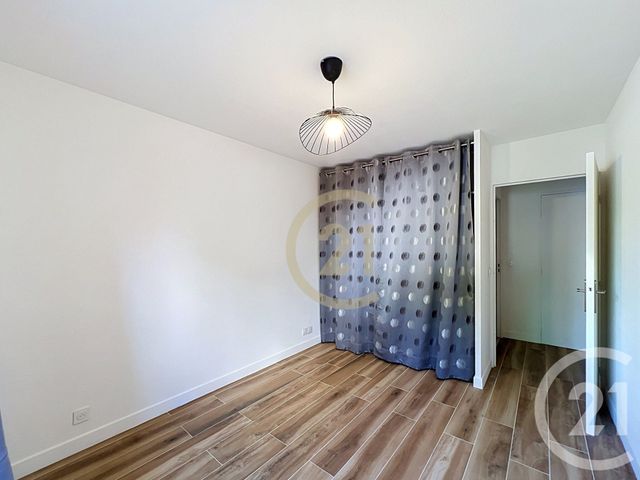 Appartement T3 à louer - 3 pièces - 63.52 m2 - LA ROQUETTE SUR SIAGNE - 06 - PROVENCE-ALPES-COTE-D-AZUR - Century 21 Immobilier Conseil
