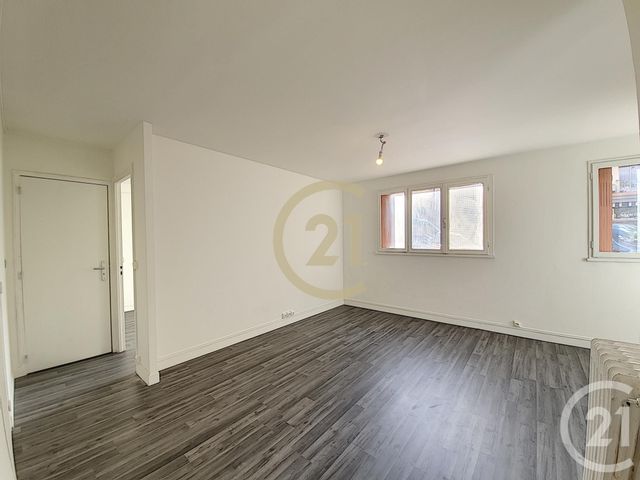 Appartement F2 à louer - 2 pièces - 40.0 m2 - LE CANNET - 06 - PROVENCE-ALPES-COTE-D-AZUR - Century 21 Immobilier Conseil