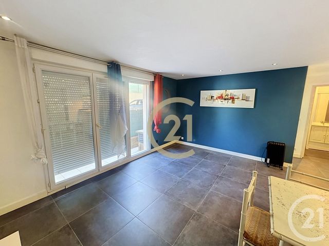 Appartement T2 à vendre - 2 pièces - 38.72 m2 - CANNES LA BOCCA - 06 - PROVENCE-ALPES-COTE-D-AZUR - Century 21 Immobilier Conseil