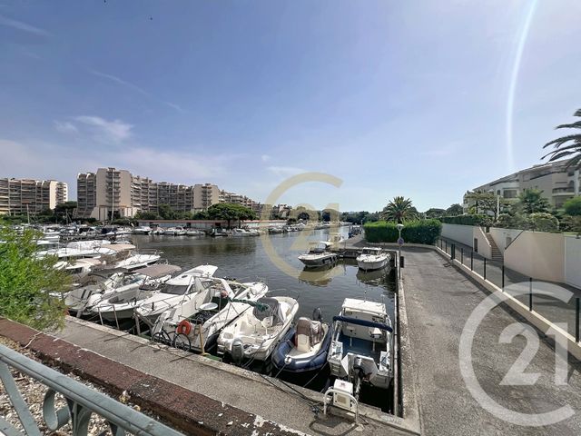 Appartement T2 à louer - 2 pièces - 34.04 m2 - MANDELIEU LA NAPOULE - 06 - PROVENCE-ALPES-COTE-D-AZUR - Century 21 Immobilier Conseil