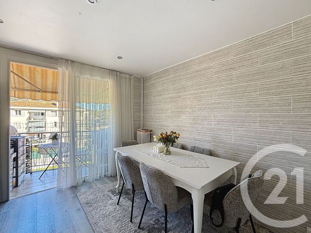 Appartement T4 à vendre - 4 pièces - 59.01 m2 - CANNES LA BOCCA - 06 - PROVENCE-ALPES-COTE-D-AZUR - Century 21 Immobilier Conseil