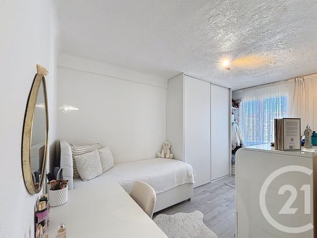 Appartement T4 à vendre - 4 pièces - 59.01 m2 - CANNES LA BOCCA - 06 - PROVENCE-ALPES-COTE-D-AZUR - Century 21 Immobilier Conseil