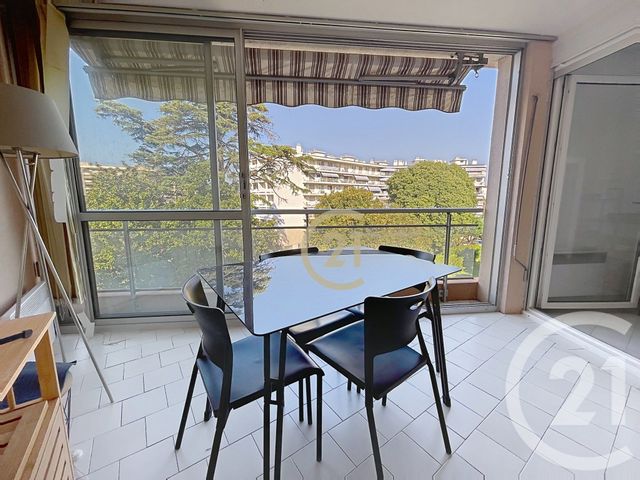 Appartement F2 à vendre - 2 pièces - 39.77 m2 - CANNES LA BOCCA - 06 - PROVENCE-ALPES-COTE-D-AZUR - Century 21 Immobilier Conseil
