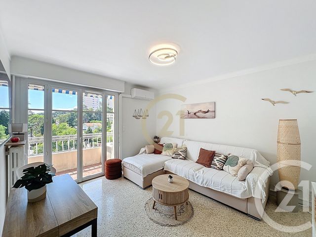 Appartement Studio à louer CANNES