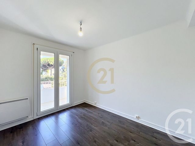 Appartement F3 à louer - 3 pièces - 56.27 m2 - CANNES - 06 - PROVENCE-ALPES-COTE-D-AZUR - Century 21 Immobilier Conseil