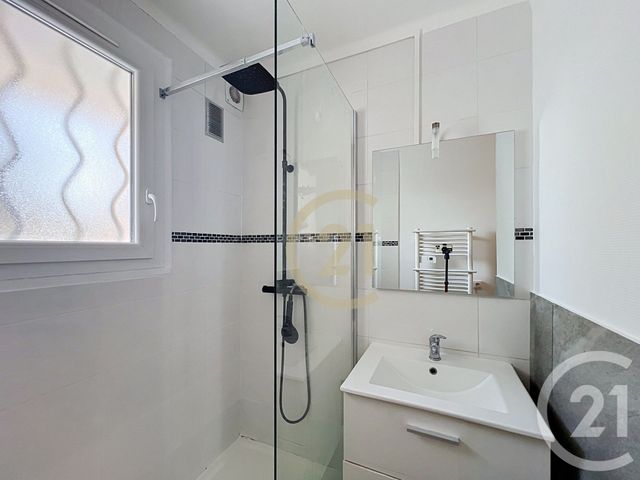 Appartement F3 à louer - 3 pièces - 56.27 m2 - CANNES - 06 - PROVENCE-ALPES-COTE-D-AZUR - Century 21 Immobilier Conseil