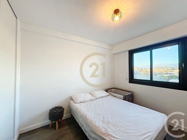 Appartement F3 à louer - 3 pièces - 58.86 m2 - CANNES LA BOCCA - 06 - PROVENCE-ALPES-COTE-D-AZUR - Century 21 Immobilier Conseil