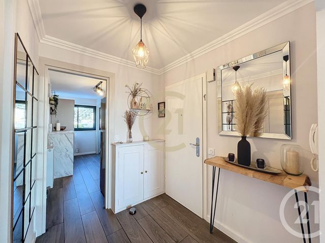Appartement F3 à louer - 3 pièces - 58.86 m2 - CANNES LA BOCCA - 06 - PROVENCE-ALPES-COTE-D-AZUR - Century 21 Immobilier Conseil