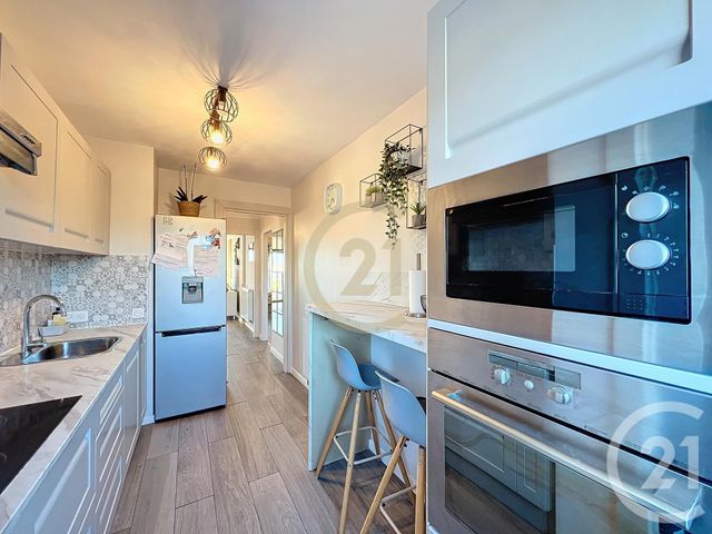 Appartement F3 à louer - 3 pièces - 58.86 m2 - CANNES LA BOCCA - 06 - PROVENCE-ALPES-COTE-D-AZUR - Century 21 Immobilier Conseil
