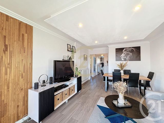 Appartement F3 à louer - 3 pièces - 58.86 m2 - CANNES LA BOCCA - 06 - PROVENCE-ALPES-COTE-D-AZUR - Century 21 Immobilier Conseil