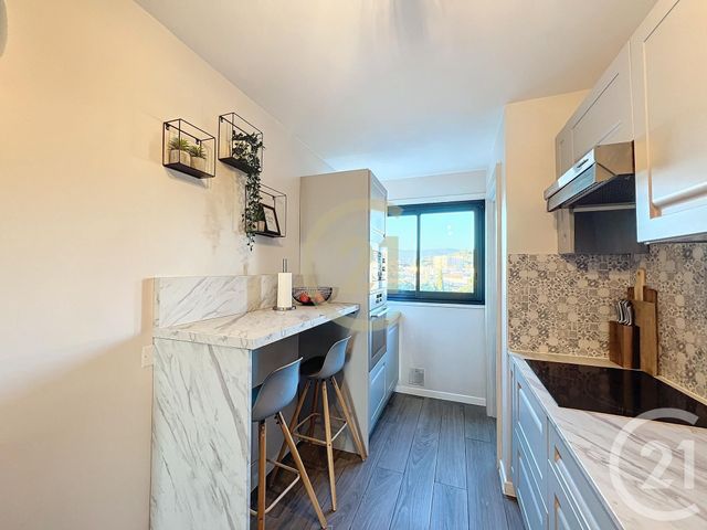 Appartement F3 à louer - 3 pièces - 58.86 m2 - CANNES LA BOCCA - 06 - PROVENCE-ALPES-COTE-D-AZUR - Century 21 Immobilier Conseil