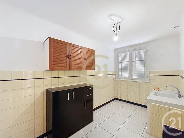 Appartement F3 à louer - 3 pièces - 62.04 m2 - CANNES LA BOCCA - 06 - PROVENCE-ALPES-COTE-D-AZUR - Century 21 Immobilier Conseil