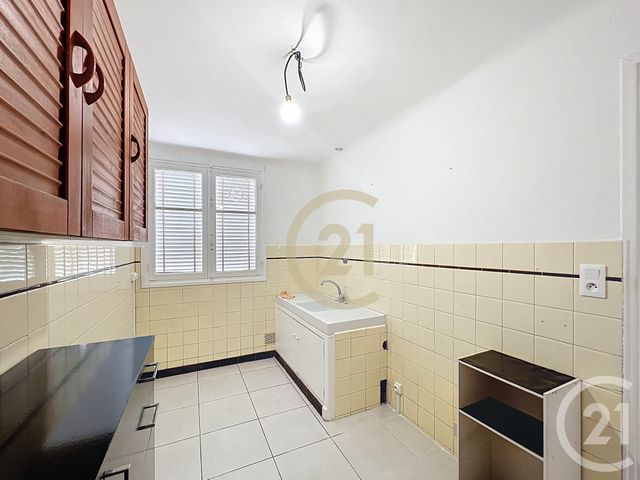 Appartement F3 à louer - 3 pièces - 62.04 m2 - CANNES LA BOCCA - 06 - PROVENCE-ALPES-COTE-D-AZUR - Century 21 Immobilier Conseil