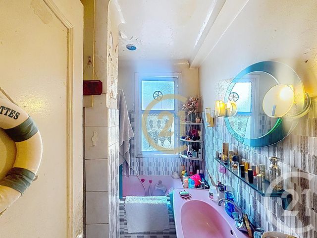 Appartement T4 à vendre - 4 pièces - 60.81 m2 - CANNES LA BOCCA - 06 - PROVENCE-ALPES-COTE-D-AZUR - Century 21 Immobilier Conseil