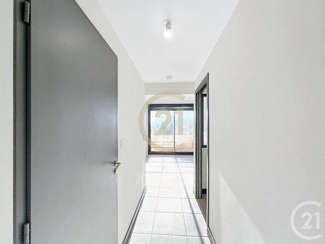 Appartement Studio Cabine à louer - 1 pièce - 31.32 m2 - CANNES LA BOCCA - 06 - PROVENCE-ALPES-COTE-D-AZUR - Century 21 Immobilier Conseil