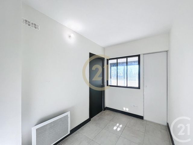 Appartement Studio Cabine à louer - 1 pièce - 31.32 m2 - CANNES LA BOCCA - 06 - PROVENCE-ALPES-COTE-D-AZUR - Century 21 Immobilier Conseil