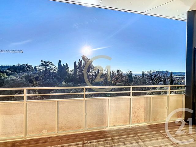 Appartement Studio Cabine à louer - 1 pièce - 31.32 m2 - CANNES LA BOCCA - 06 - PROVENCE-ALPES-COTE-D-AZUR - Century 21 Immobilier Conseil