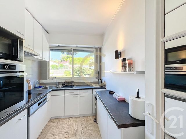 Appartement F3 à louer - 3 pièces - 69.11 m2 - CANNES - 06 - PROVENCE-ALPES-COTE-D-AZUR - Century 21 Immobilier Conseil