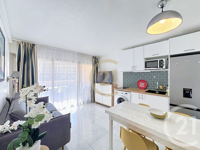 Appartement T2 à louer - 2 pièces - 25.46 m2 - CANNES LA BOCCA - 06 - PROVENCE-ALPES-COTE-D-AZUR - Century 21 Immobilier Conseil