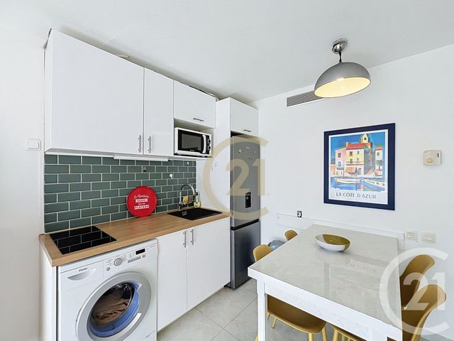 Appartement T2 à louer - 2 pièces - 25.46 m2 - CANNES LA BOCCA - 06 - PROVENCE-ALPES-COTE-D-AZUR - Century 21 Immobilier Conseil