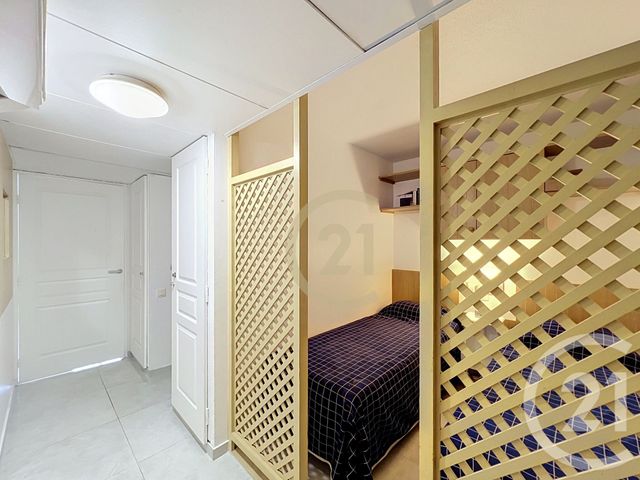 Appartement T2 à louer - 2 pièces - 25.46 m2 - CANNES LA BOCCA - 06 - PROVENCE-ALPES-COTE-D-AZUR - Century 21 Immobilier Conseil