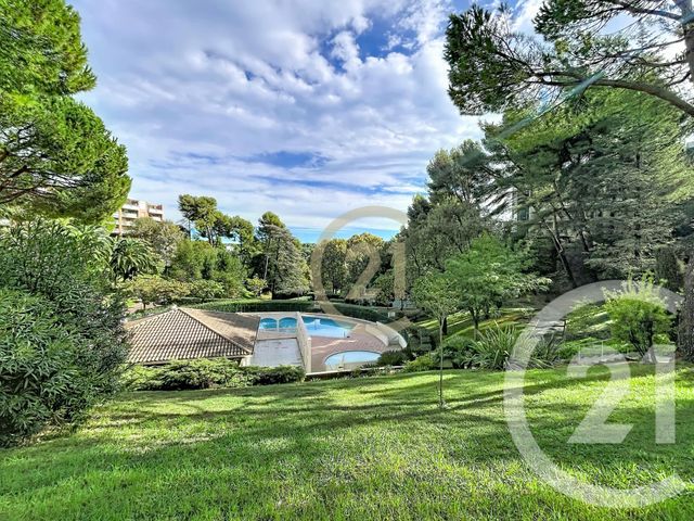Appartement F3 à vendre - 3 pièces - 75.36 m2 - CANNES - 06 - PROVENCE-ALPES-COTE-D-AZUR - Century 21 Immobilier Conseil