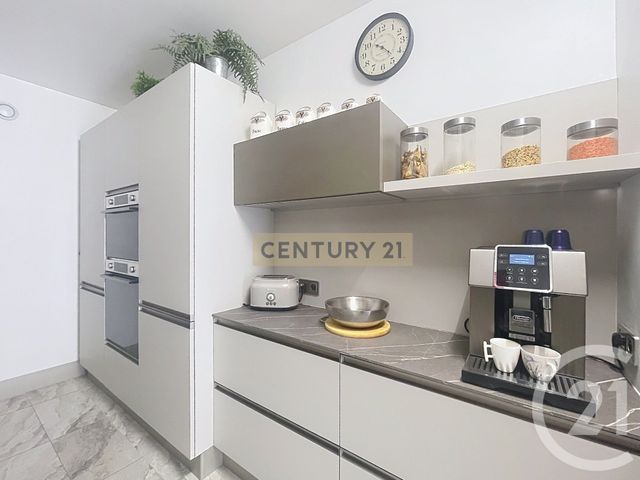 Appartement F3 à vendre - 3 pièces - 76.08 m2 - CANNES LA BOCCA - 06 - PROVENCE-ALPES-COTE-D-AZUR - Century 21 Immobilier Conseil
