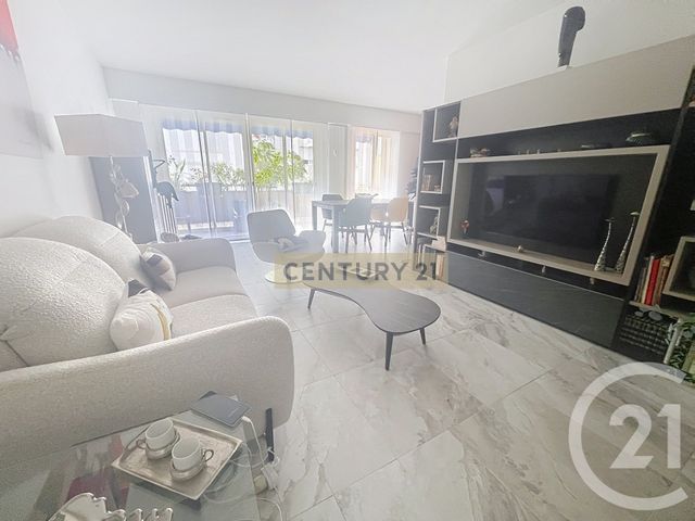 Appartement F3 à vendre - 3 pièces - 76.08 m2 - CANNES LA BOCCA - 06 - PROVENCE-ALPES-COTE-D-AZUR - Century 21 Immobilier Conseil