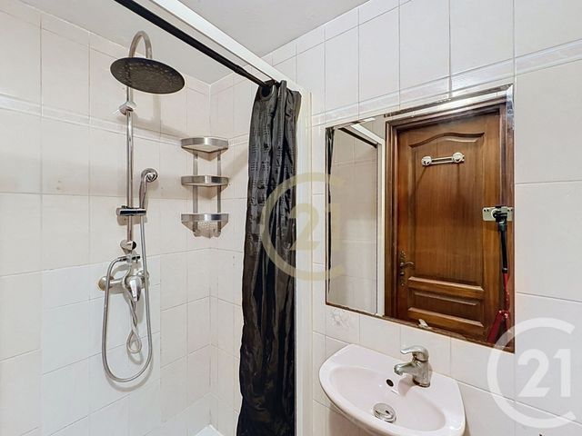 Appartement T2 à louer - 2 pièces - 70.0 m2 - CANNES LA BOCCA - 06 - PROVENCE-ALPES-COTE-D-AZUR - Century 21 Immobilier Conseil