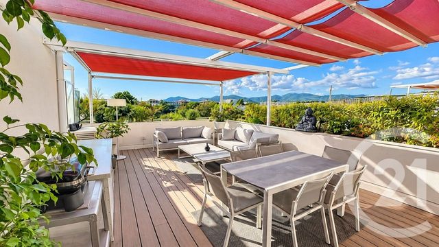 Appartement F3 à vendre - 3 pièces - 73.0 m2 - CANNES LA BOCCA - 06 - PROVENCE-ALPES-COTE-D-AZUR - Century 21 Immobilier Conseil