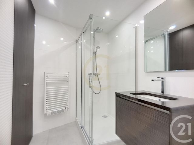 Appartement F2 à louer - 2 pièces - 37.5 m2 - CANNES LA BOCCA - 06 - PROVENCE-ALPES-COTE-D-AZUR - Century 21 Immobilier Conseil