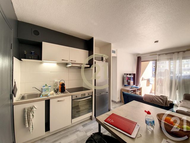 Appartement F2 + cab à vendre - 2 pièces - 29.0 m2 - CANNES LA BOCCA - 06 - PROVENCE-ALPES-COTE-D-AZUR - Century 21 Immobilier Conseil