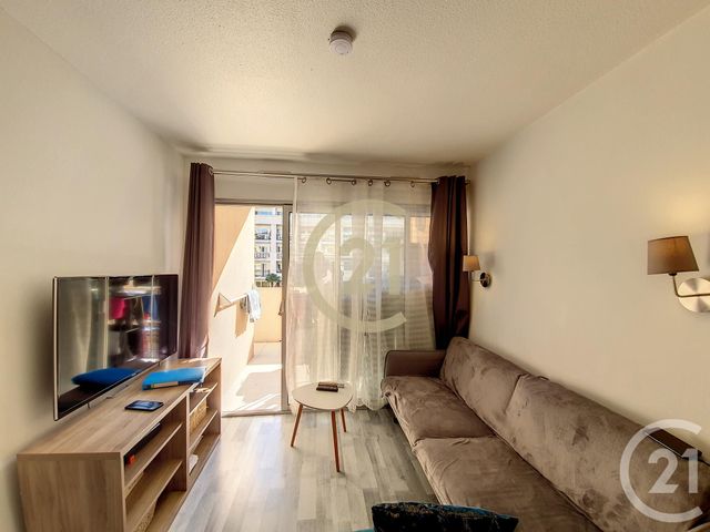 Appartement F2 + Cab à vendre CANNES LA BOCCA