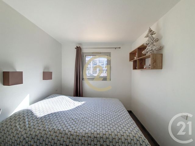 Appartement F2 + cab à vendre - 2 pièces - 29.0 m2 - CANNES LA BOCCA - 06 - PROVENCE-ALPES-COTE-D-AZUR - Century 21 Immobilier Conseil