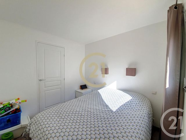 Appartement F2 + cab à vendre - 2 pièces - 29.0 m2 - CANNES LA BOCCA - 06 - PROVENCE-ALPES-COTE-D-AZUR - Century 21 Immobilier Conseil