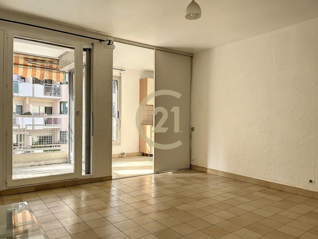 Appartement F1 à vendre - 1 pièce - 31.0 m2 - CANNES LA BOCCA - 06 - PROVENCE-ALPES-COTE-D-AZUR - Century 21 Immobilier Conseil